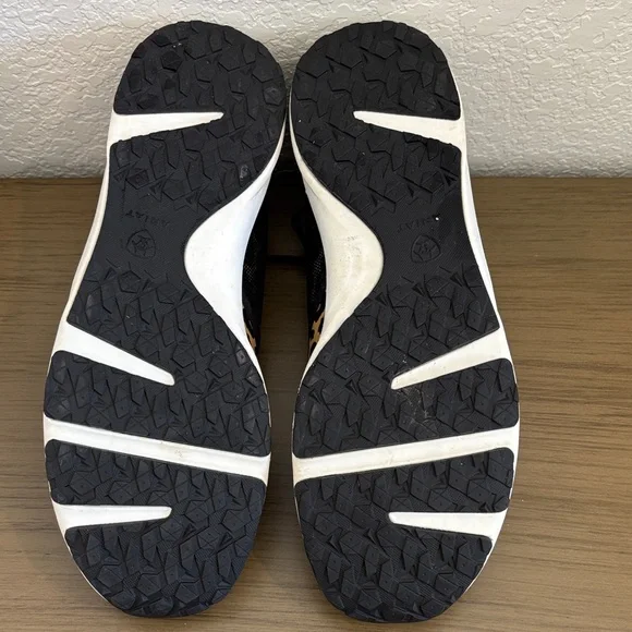 Ariat Leopard Patterned Athletic Shoes - Picture 4 of 6